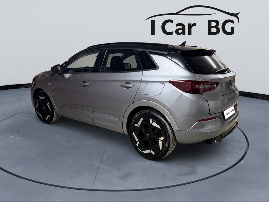 Opel Grandland AWD PHEV 300ps