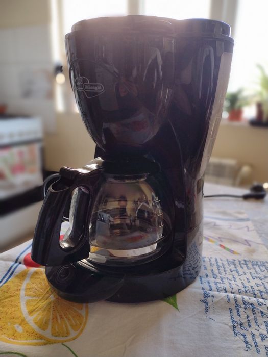 Шварц кафемашина Delonghi