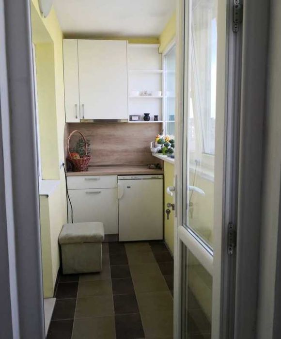 Дава се под наем Двустаен апартамент в Бургас, Меден рудник - зона А - 98 кв.м за 225 € - Снимка #9