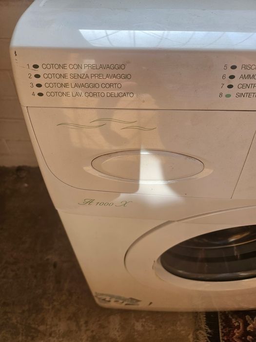 Продам стиральную машину