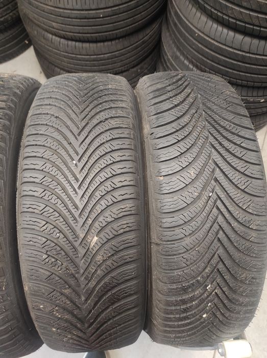 205/60/16 Michelin