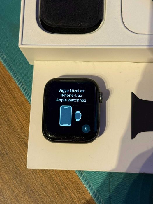 Apple Watch Series 5 44mm Aluminium GPS Black