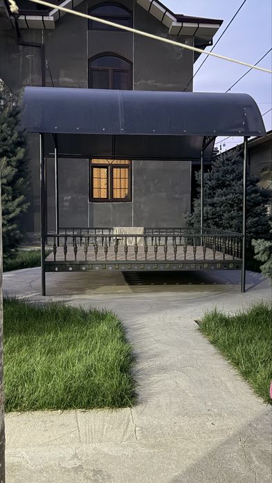 Замонавий Тапчан Бисетка темирдан Сори Сотилади