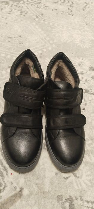 Ботинки зимние кожаные