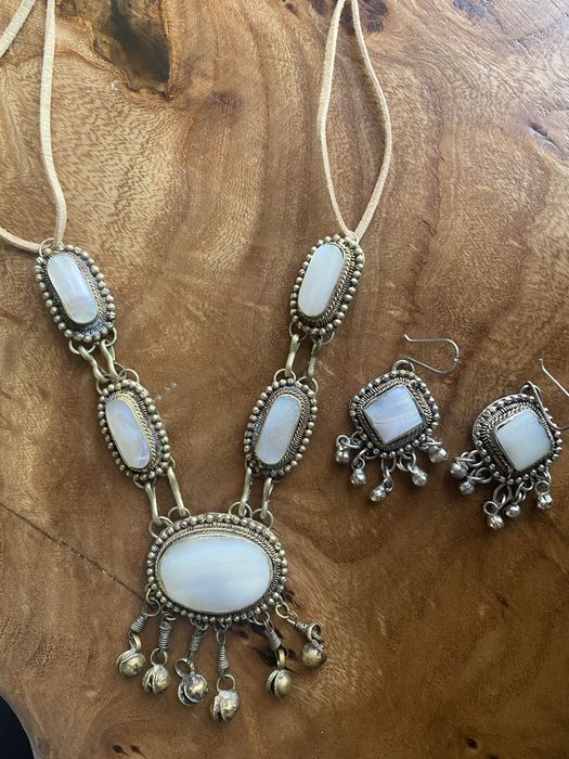 Комплект с натуральным перламутром