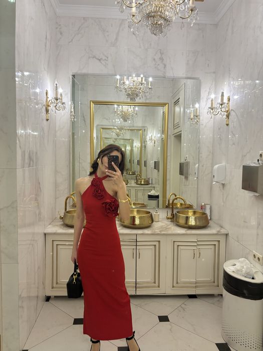 Продам красивое вечернее платье, размер XS