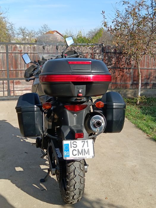 Suzuki V-Strom 650