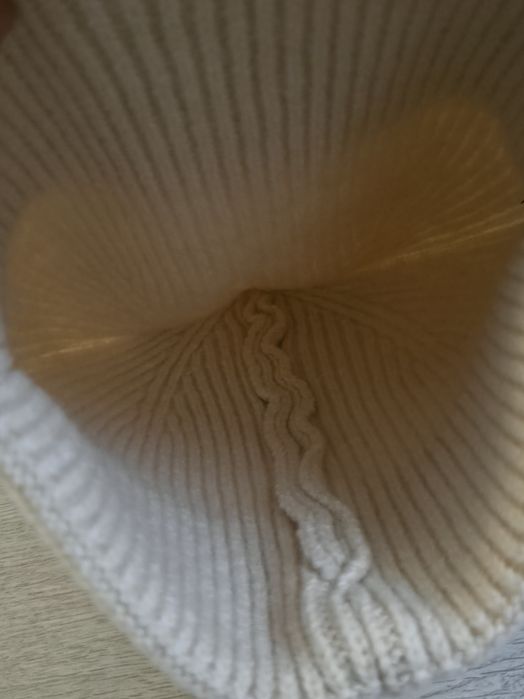 Caciula UGG calitate