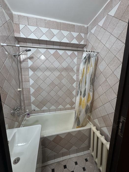 Срочно Аренда квартира. Ц 5, монумент мужества. 2/6/9 60кв.м.