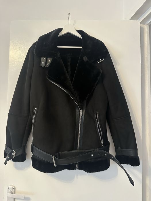 Geaca imitatie piele intoarsa