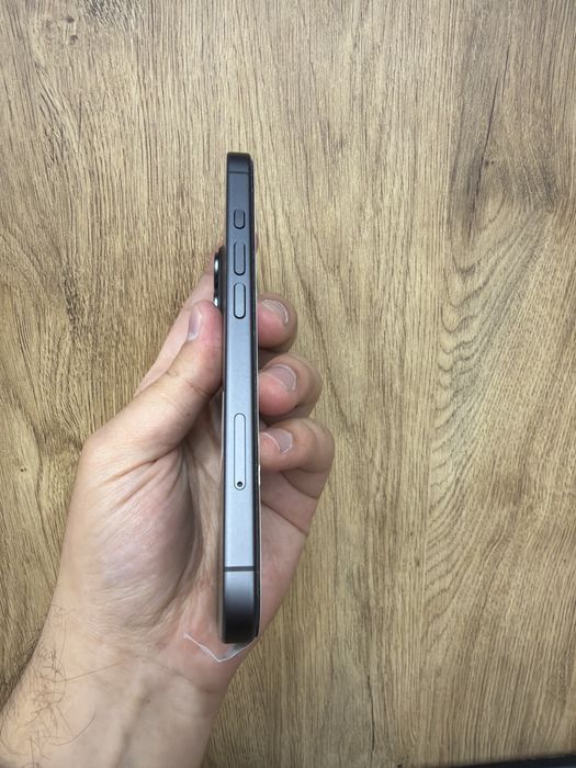 Iphone 17 ozi 256 black 1 sim