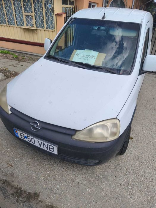 autoutilitara opel combo