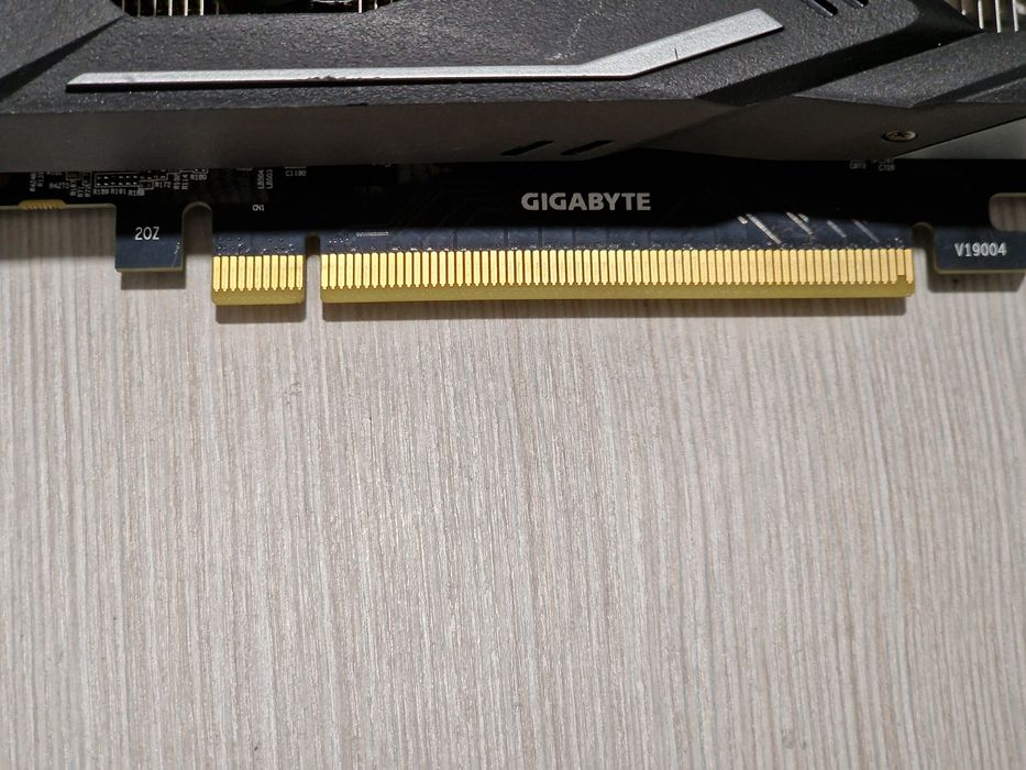 Placa video gaming gygabite gtx 1660 gaming oc 6gb ddr6