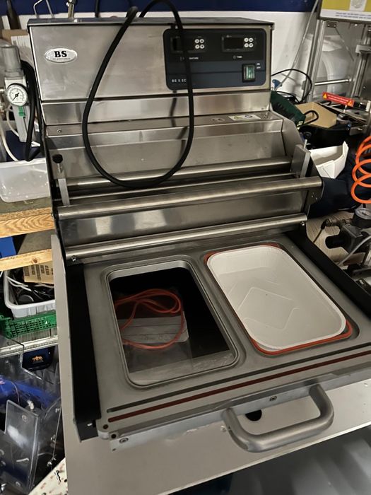 ТРЕЙСИЛЪР Машина за пакетиране на месни и други птодукти