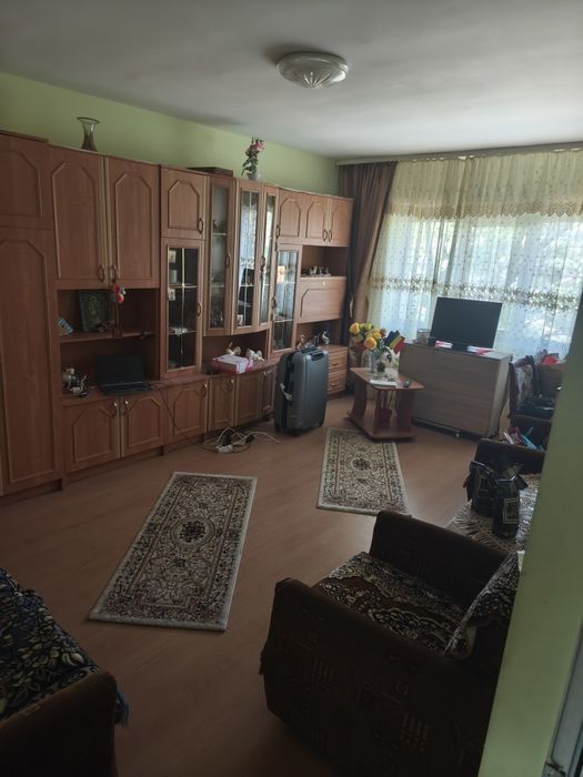Apartament de inchiriat