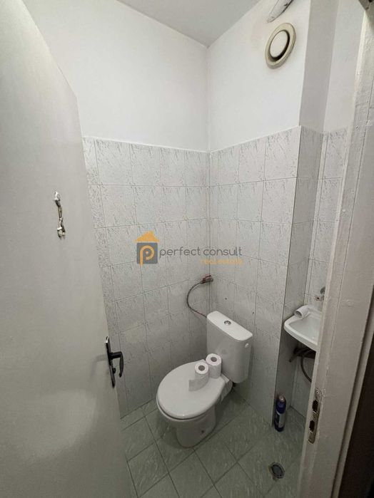 Дава се под наем Тристаен апартамент в Пловдив, Център - 80 кв.м за 478.38 € - Снимка #12