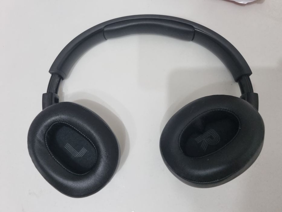 Продам JBL tune 720bt