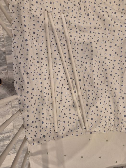 Patut lemn Babyneeds, Timmi, 120x60 cm, Inaltime saltea reglabila pe 3 nivele, Alb + Saltea 10 cm