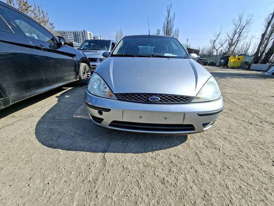 Dezmembrez Ford Focus 1 1.6B 2002 FYDD