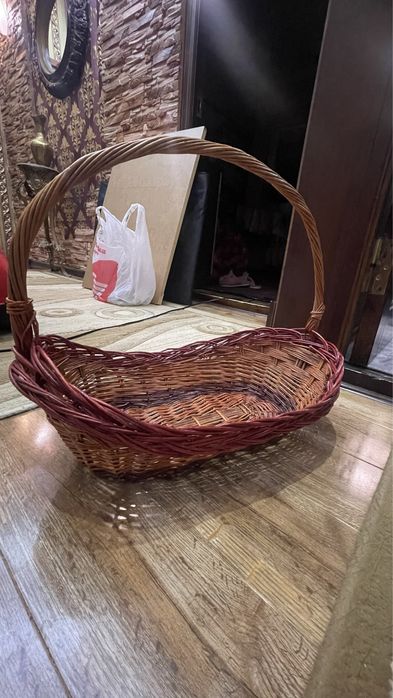 Корзина дляподарков и цветов