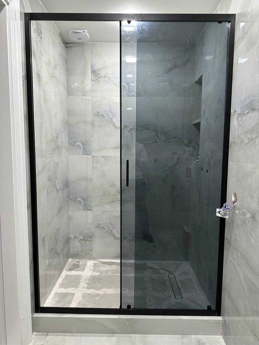 Душевые кабины из калённого стекла