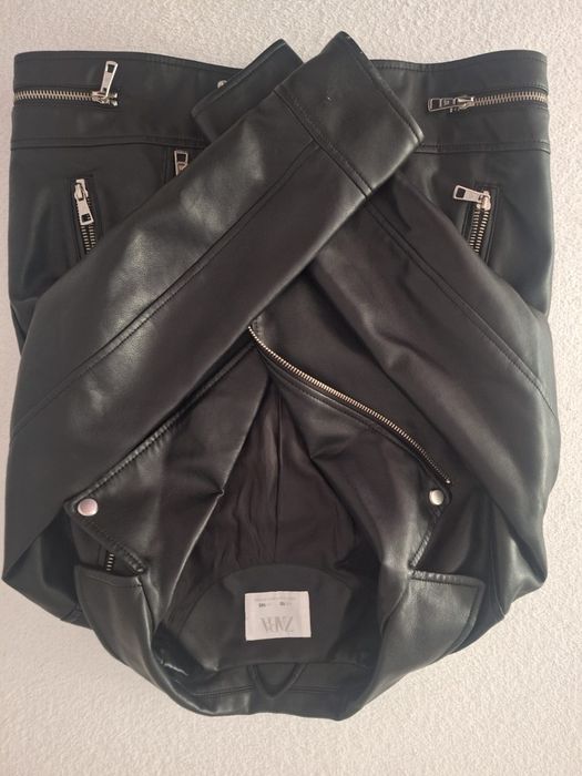 Кожено яке Zara  в отлично състояние