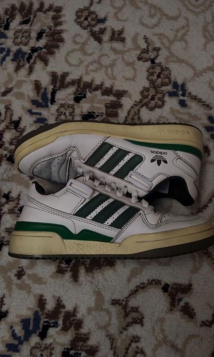 Продаю кроссовки Adidas Forum 84 Low