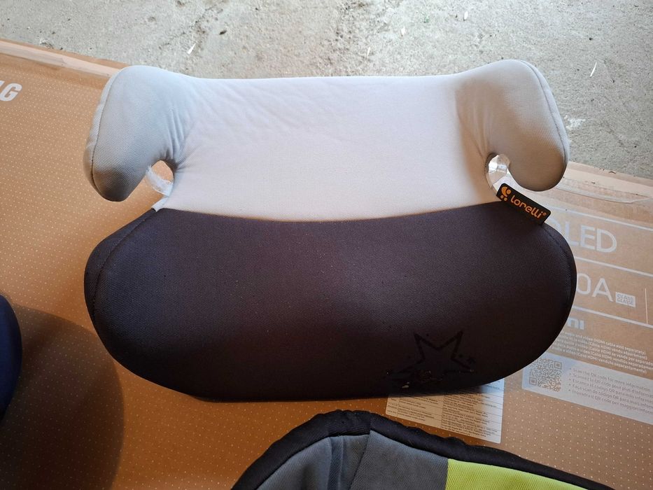 Детски столчета за кола