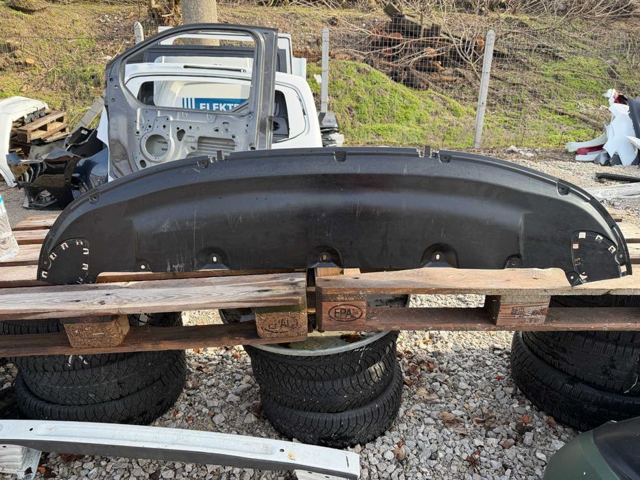 Кора под предна броня/ кора под двигател Audi E-Tron  Q4