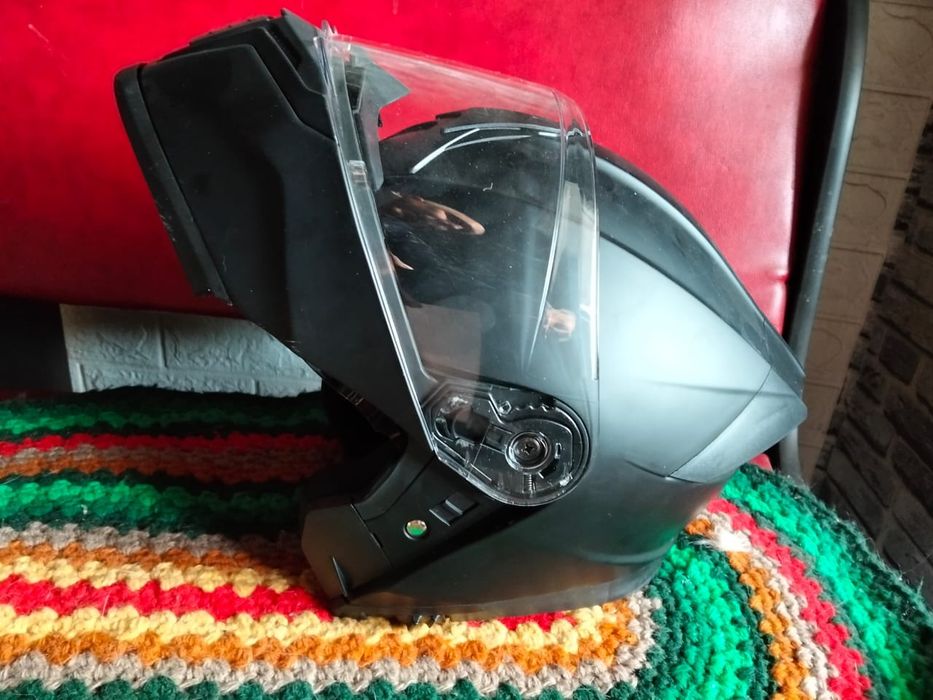 Продам шлем мотоциклетныйиклетный