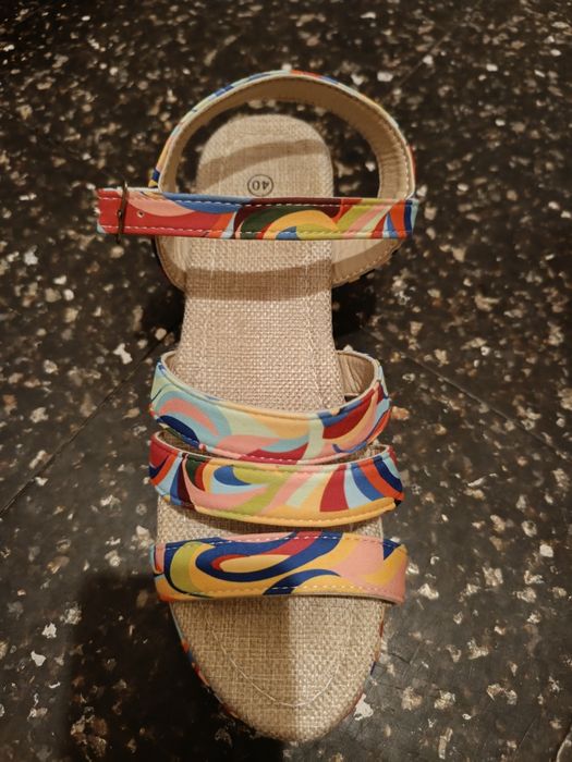 Сандали по 20 лева