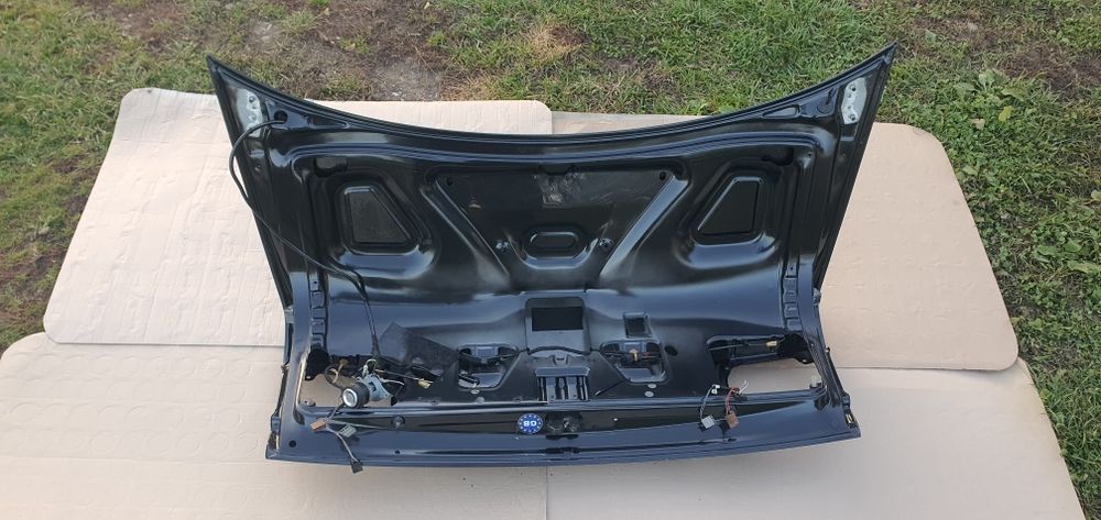 Capota portbagaj audi a8 d2