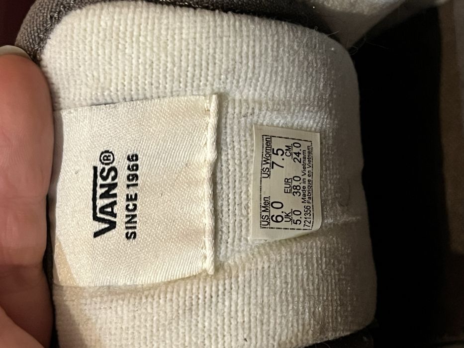 Vans Knu Stack сиви с черна подметка