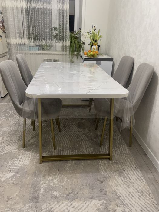 Продам стол со стульями