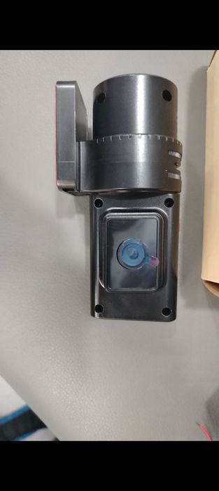 Внутри камеры есть GPS