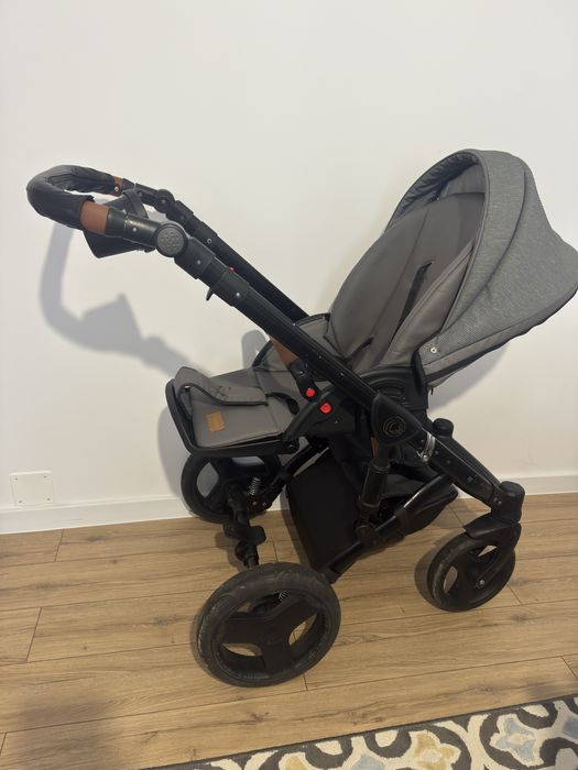 Vând cărucior Krausman 3 in 1