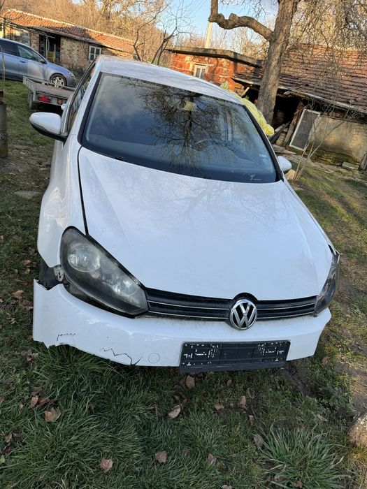 НА ЧАСТИ Golf 6 1.6lpg