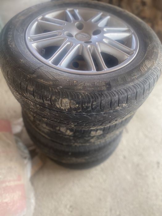 джанти с гуми 15 за форт фокус 2002 г
