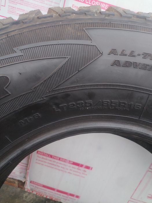 Vand 4 buc Cauciucuri Goodyear stare foarte buna că nouă
Dimensiuni: 2