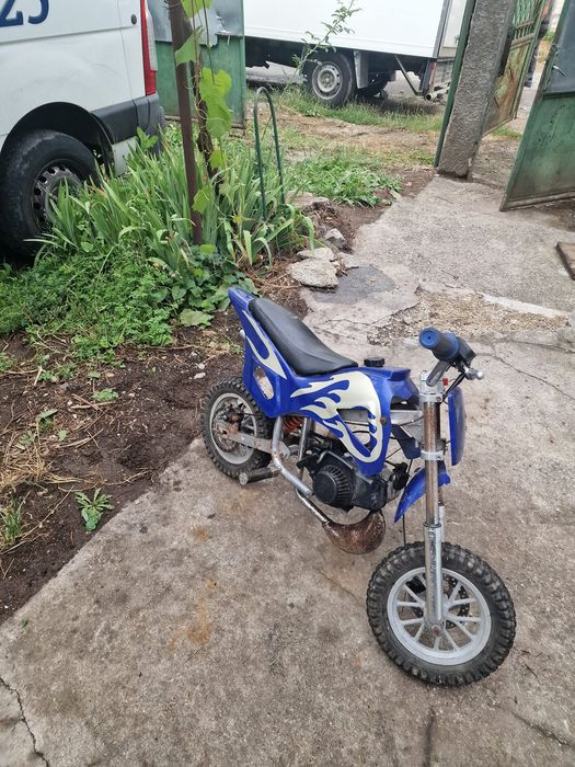 Minimoto  cilindree 50cm²