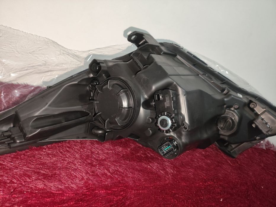 Хундай Акцент фара рестайлинг