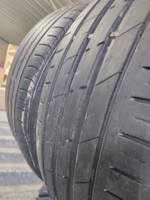 Продам шины 245/45/18