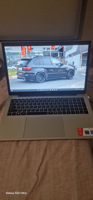 Laptop  thomson 17 inch windows 11 instalat