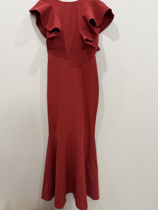 Бордовое платье рыбка