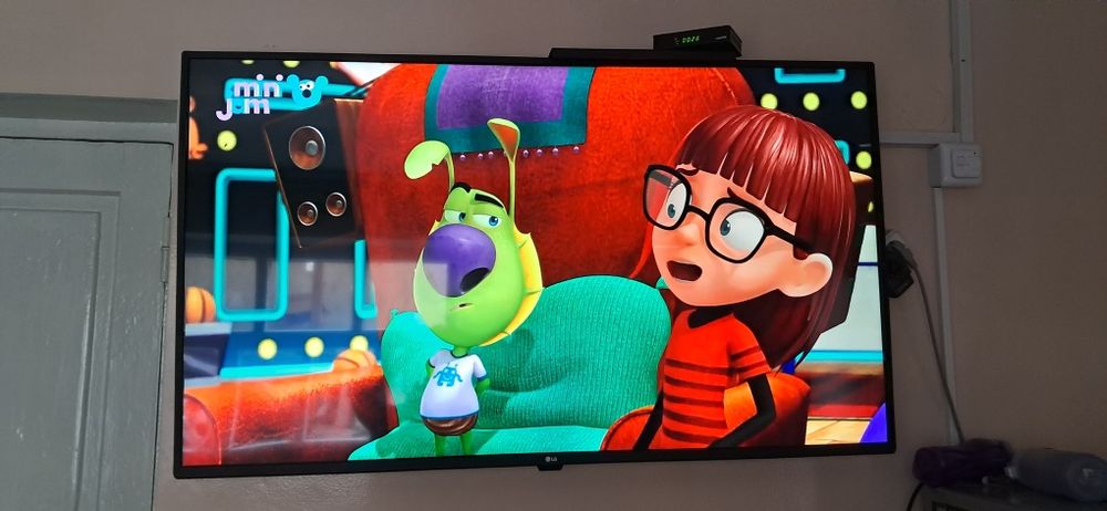 Телевизор LG 55d...