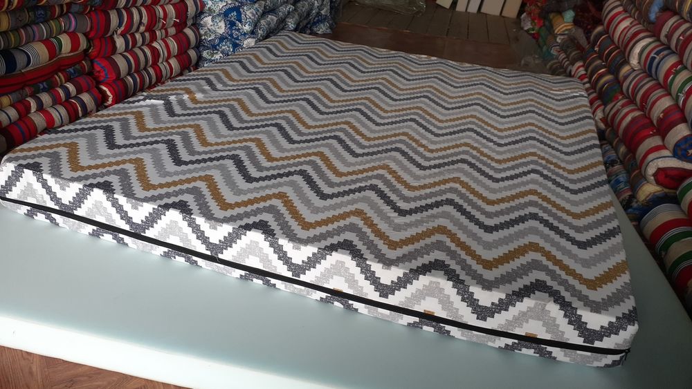 Матрас безпружиный