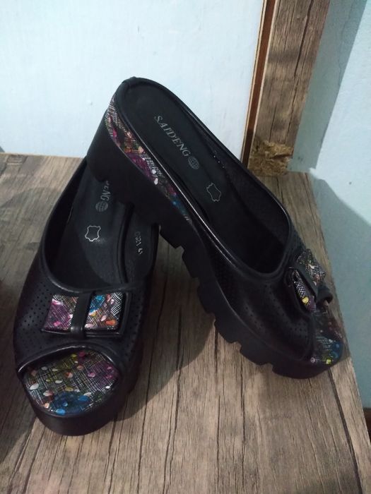 Тапочки женские летние  новые