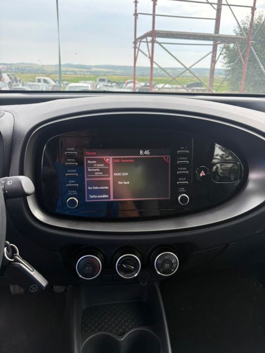Bara fata capota faruri toyota aygo x