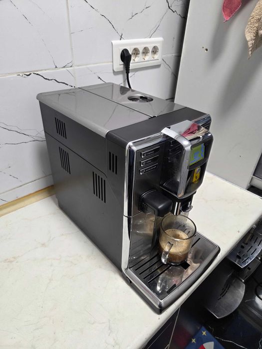 Espressor Automat Philips EP5365 Aparat cu Cafea Boabe Saeco Incanto