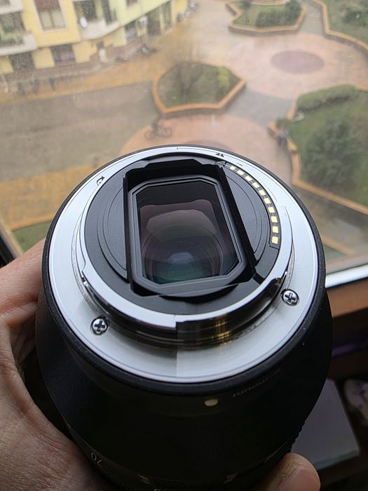 Sony 24-105 G OSS варио обектив 1г гаранция